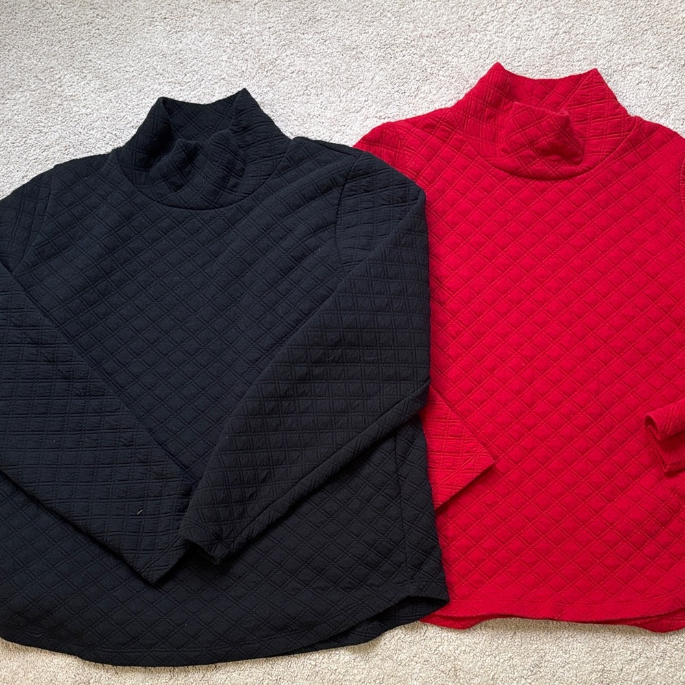 J Crew Factory Women’s Black and Red Quilted Pullovers